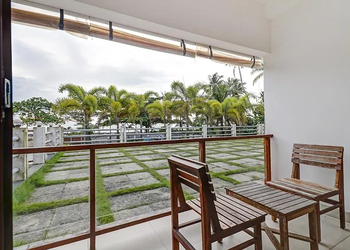 Townhouse Oak Edassery\'S Sealine Villa Stay