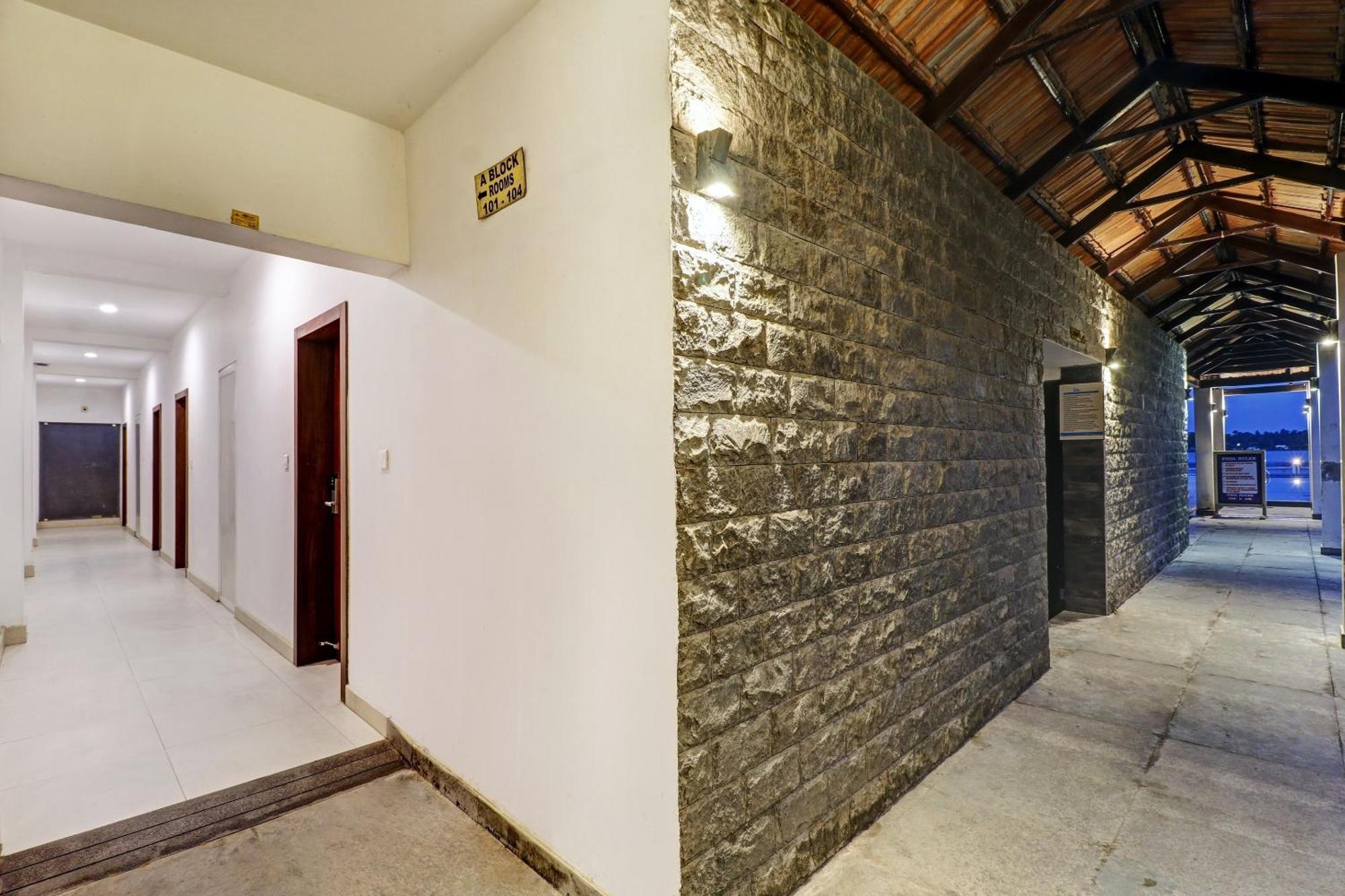 Townhouse Oak Edassery's Sealine Hotel 4*